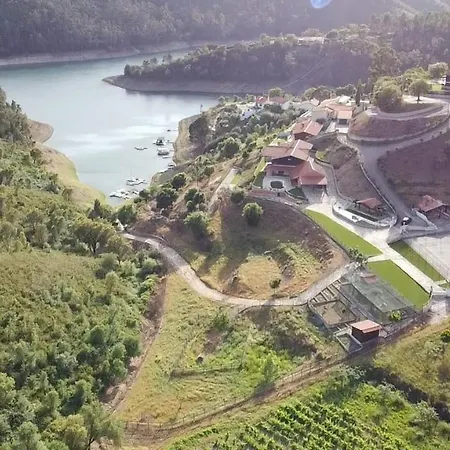 Moradia Em Castelo Bode וילה