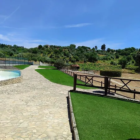 Moradia Em Castelo Bode וילה טומאר