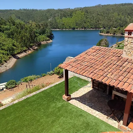Moradia Em Castelo Bode * טומאר
