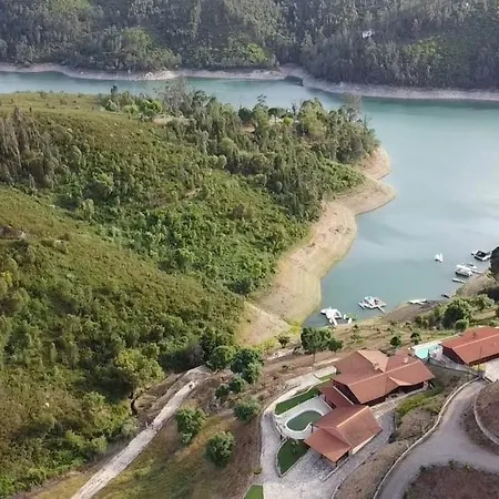Moradia Em Castelo Bode *