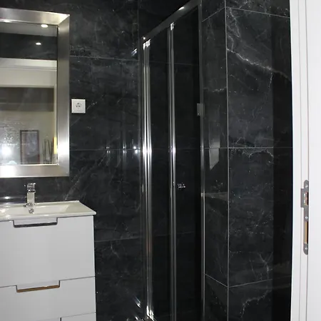 Prestige Castelo De Bode, וילה