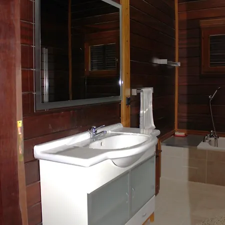 Moradia Em Castelo Bode * Tomar