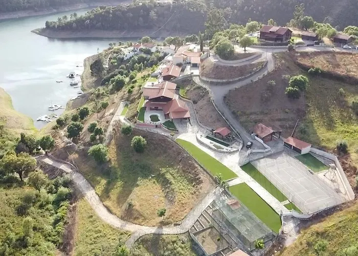 Villa Moradia Em Castelo Bode Tomar