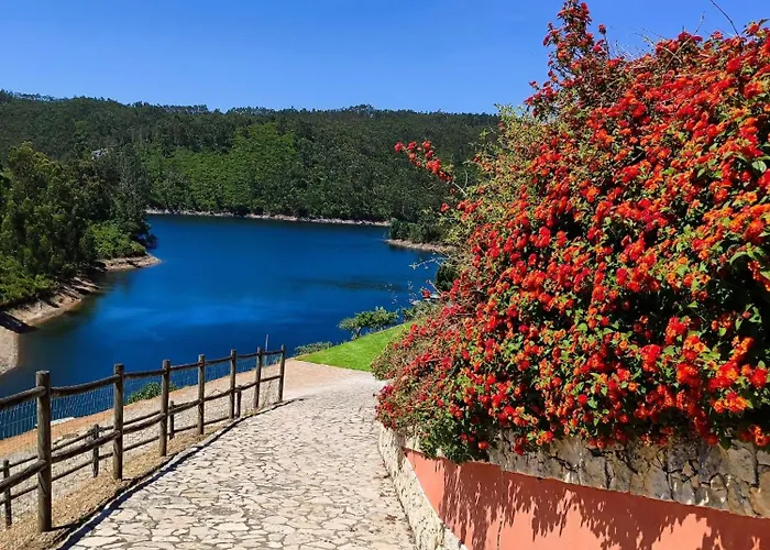 Moradia Em Castelo Bode