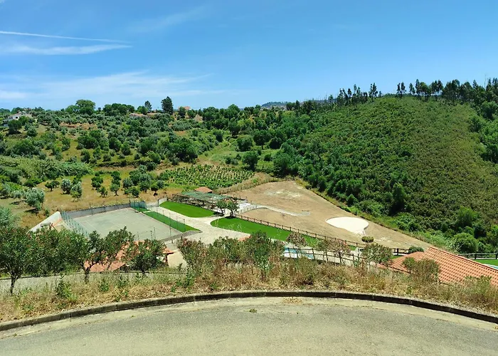 Moradia Em Castelo Bode