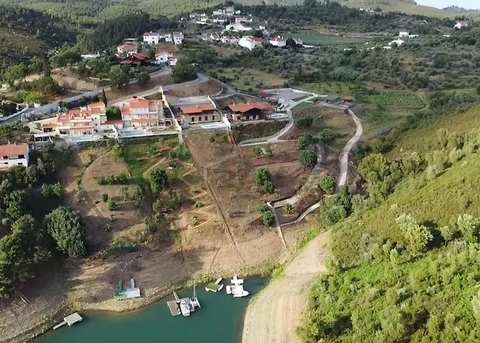 Moradia Em Castelo Bode 빌라