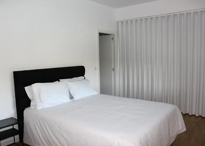 Villa Moradia Em Castelo Bode Tomar