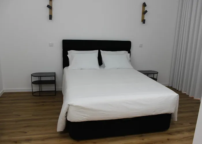 Moradia Em Castelo Bode Tomar